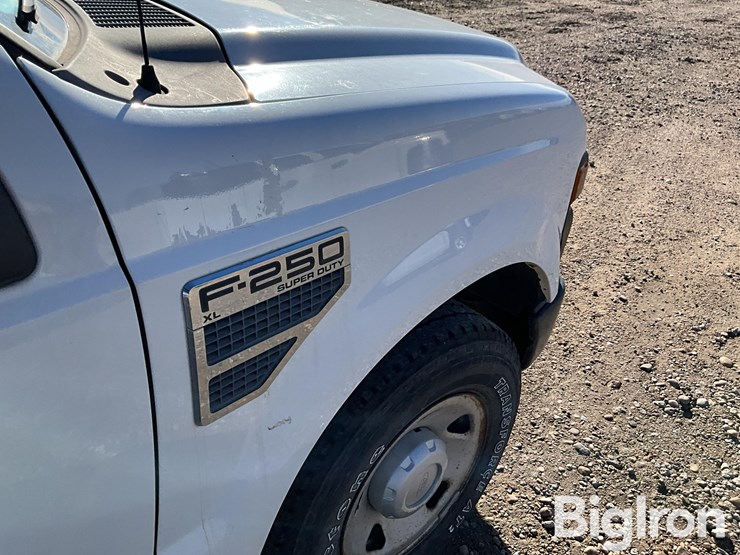 2008-ford-f250-xl-image-19