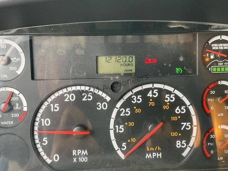 2012-tymco-600-image-24