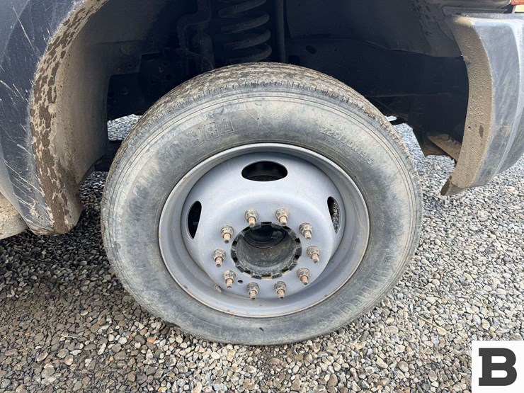 2006-ford-f450-image-13