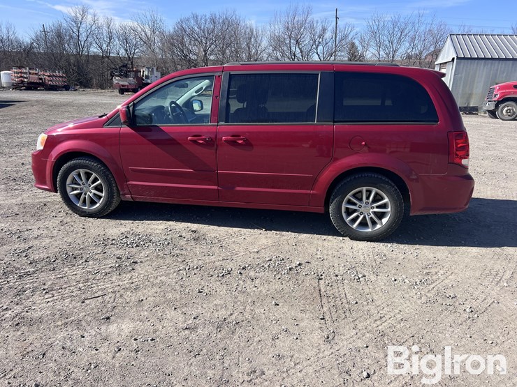 2013-dodge-grand-caravan-sxt-image-8