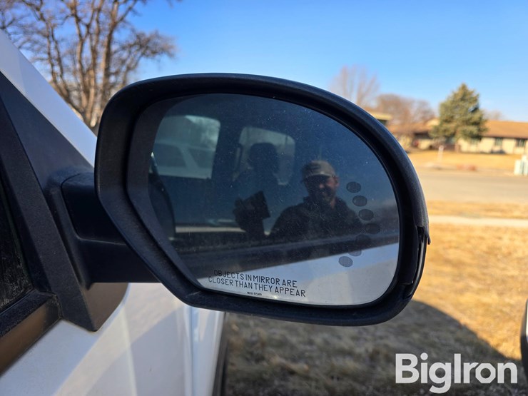 2007-chevrolet-tahoe-image-9