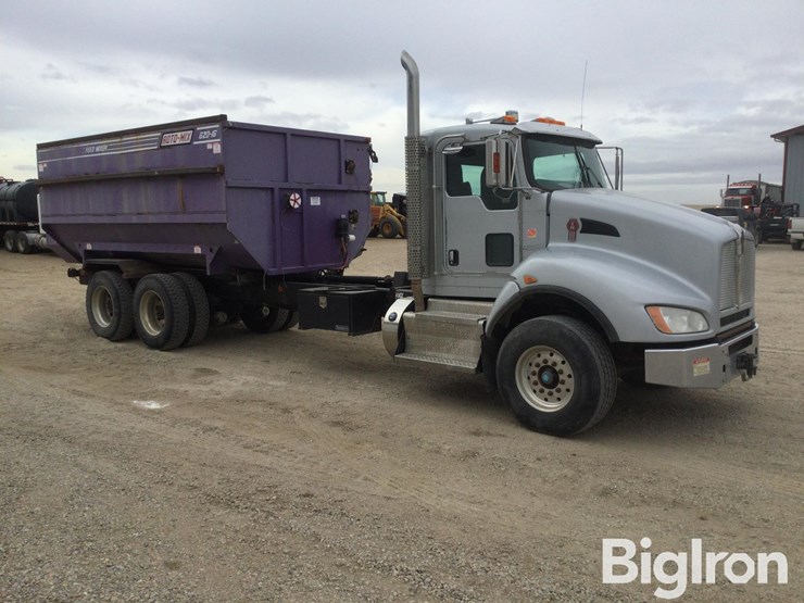 2013-kenworth-t440-image-3