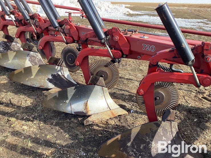 case-ih-720-image-15