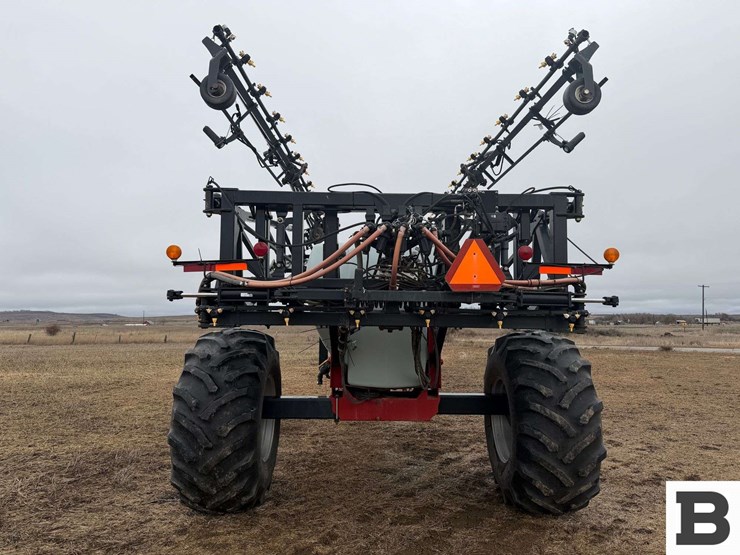 case-ih-precision-spray-160-image-7