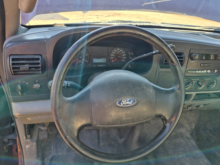 2005-ford-f450-image-16