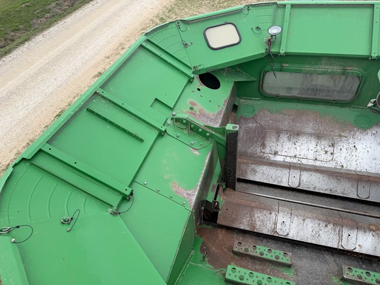 2009-john-deere-9670-sts-image-77