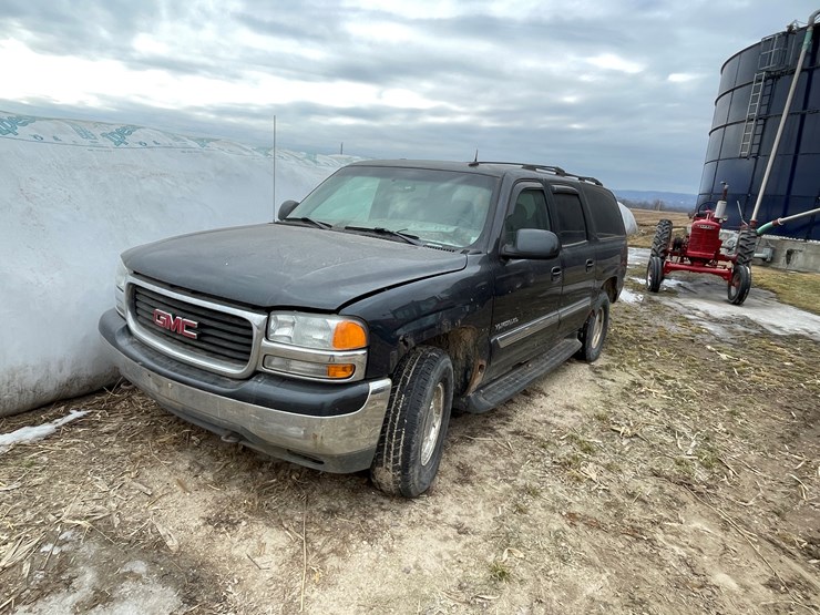 2003-gmc-yukon-xl-image-1