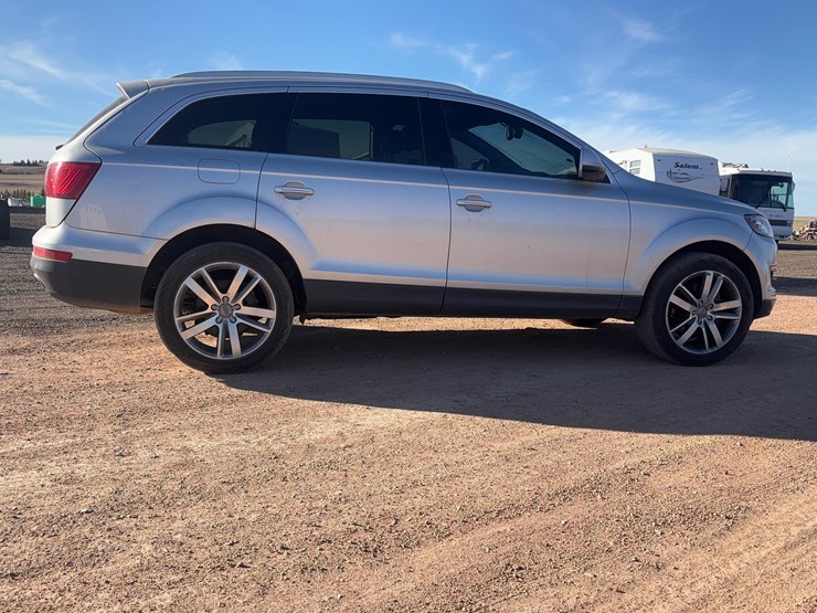 2011-audi-q7-image-5