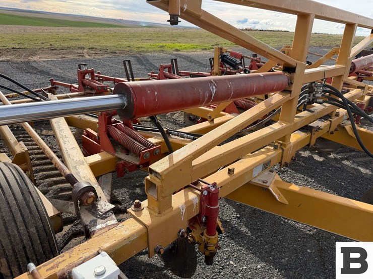 1995-haybuster-3200-image-37