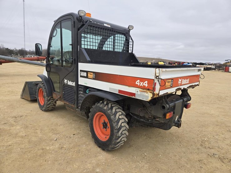 2018-bobcat-toolcat-5600-image-8