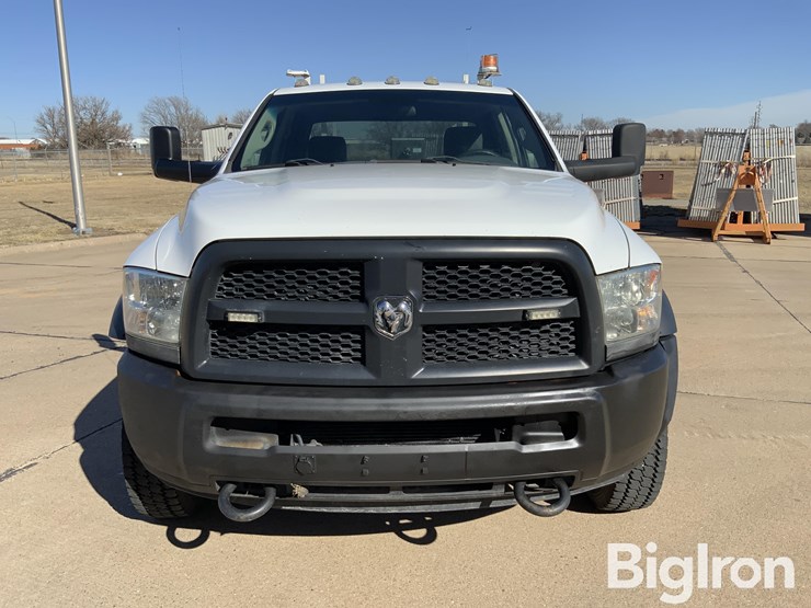 2013-dodge-ram-4500-image-2