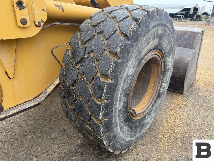 caterpillar-928g-image-56