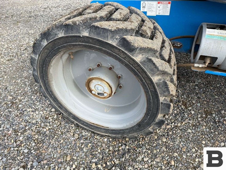 2012-genie-z45/25j-image-15