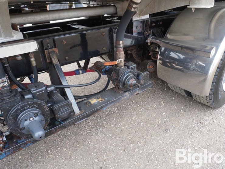 2005-kenworth-t800-image-13