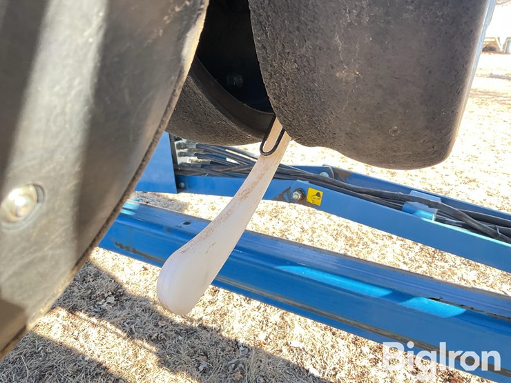 2002-kinze-3600-image-19