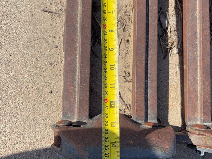 caterpillar-262-image-9