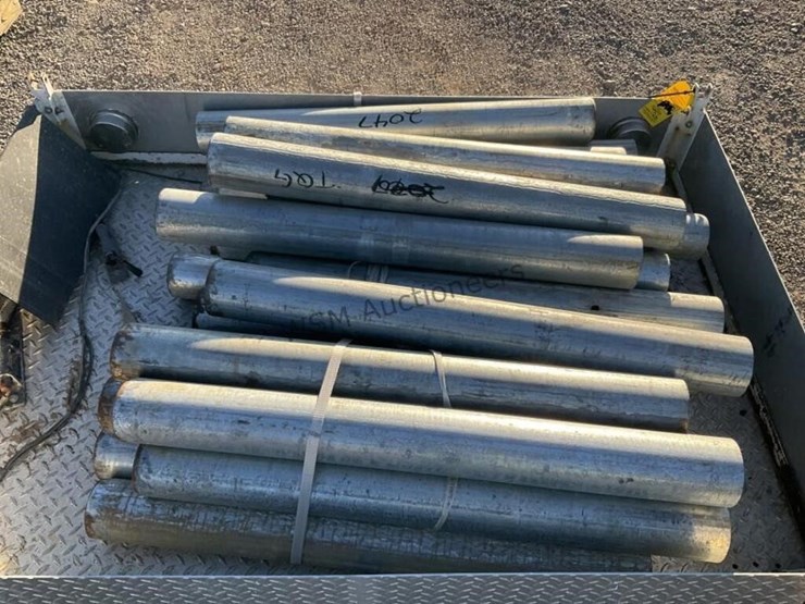 box-of-asst-table-legs-image-3