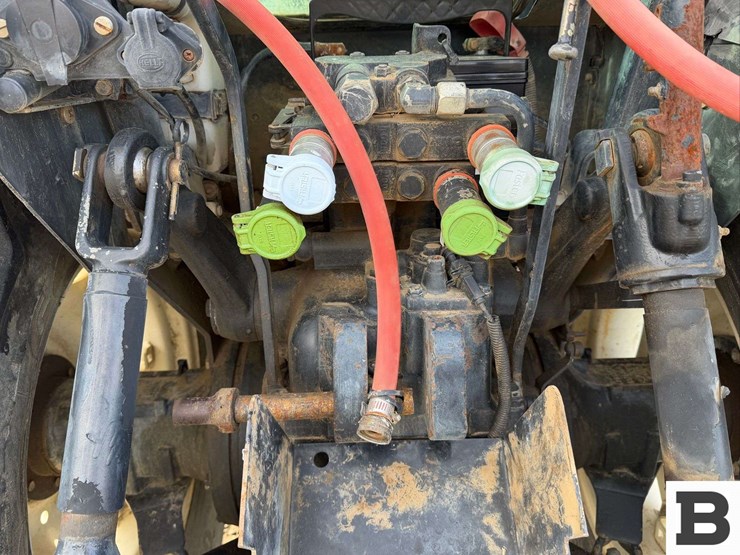 2008-new-holland-tn85fa-image-17