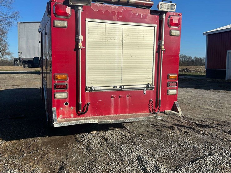 2005-ford-f450-image-3