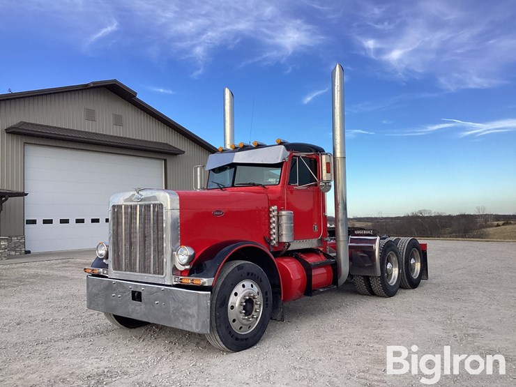 1989-peterbilt-379-image-1
