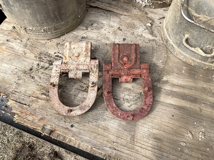 #7258-•-(4)-stainless-steel-milk-cans-image-14