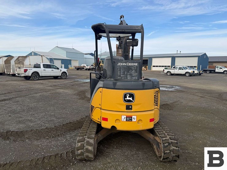 2012-deere-35d-image-4