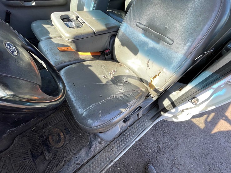 2003-ford-f350-image-48