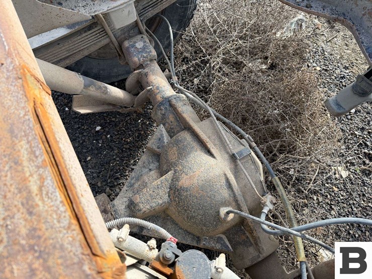 2005-chevrolet-silverado-3500-image-16