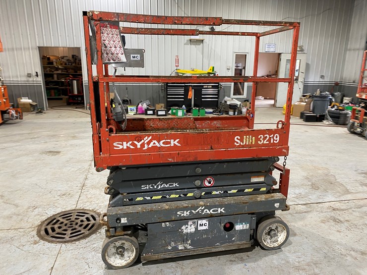 2016-skyjack-sjiii3219-image-7