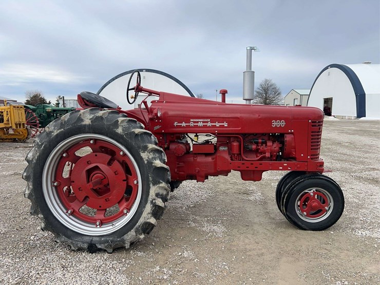 farmall-300-image-2