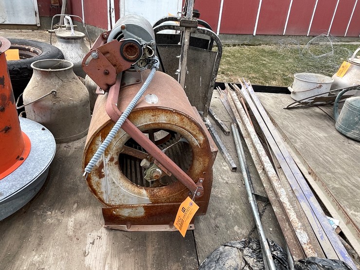 #7262-•-lennox-squirrel-cage-fan-image-2