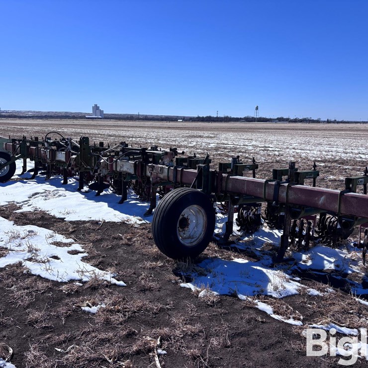 KMC Folding 3-Pt Rolling Cultivator