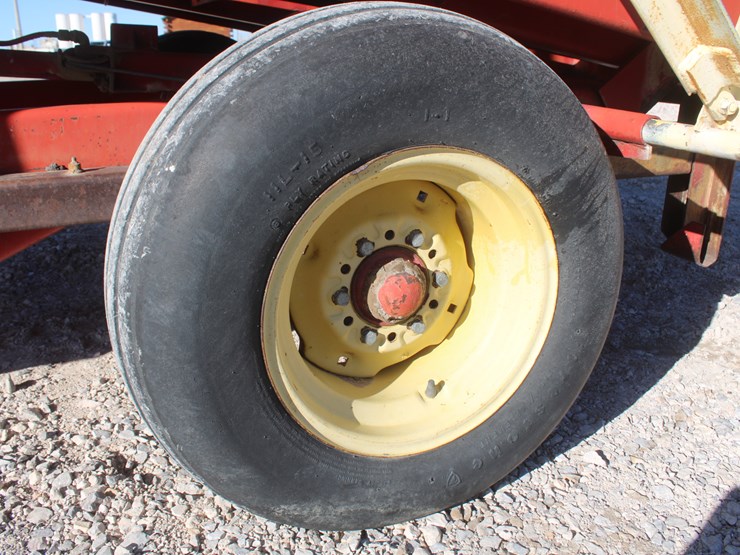 1002-new-holland-1002-image-24