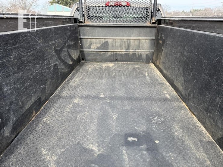 2014-chevrolet-3500hd-image-6