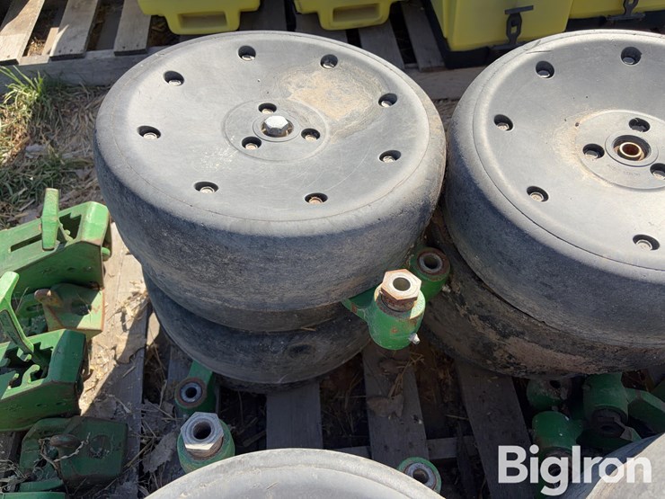 deere-tires-image-13