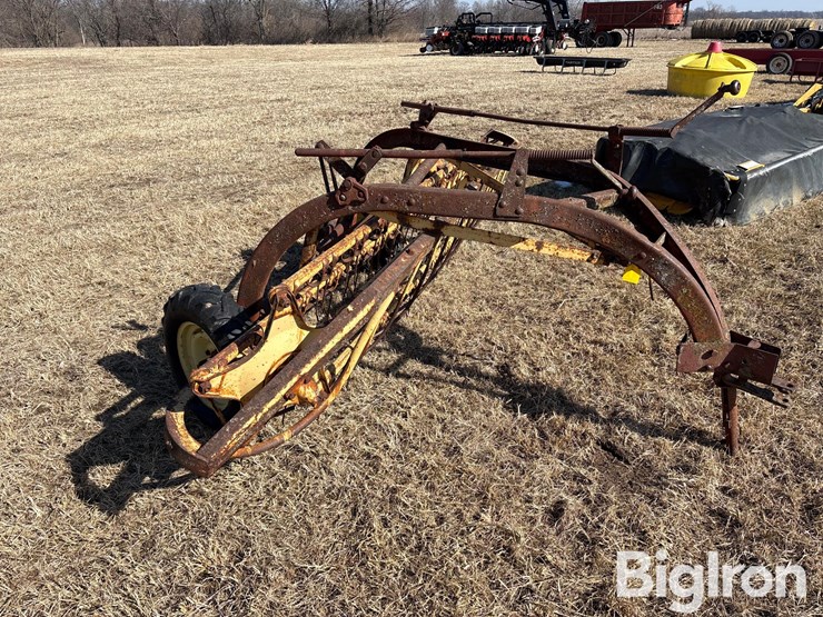 new-holland-56-image-3