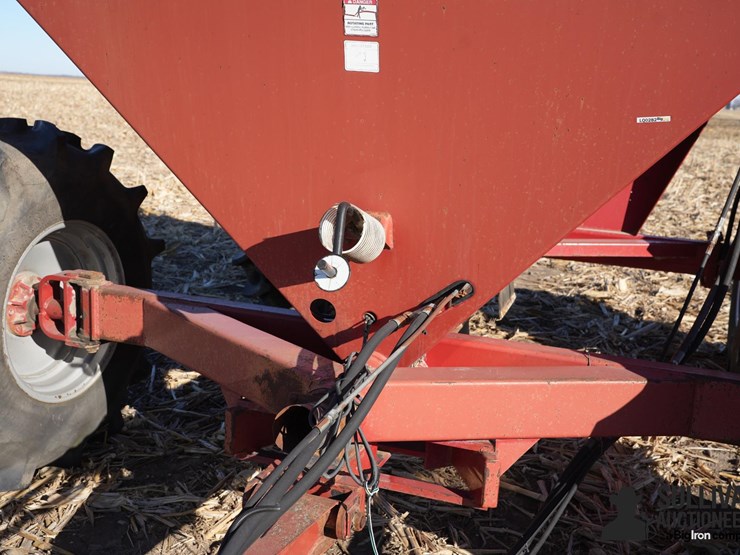 case-2300-air-cart-image-13