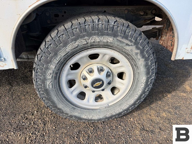 2017-chevrolet-silverado-3500-image-14