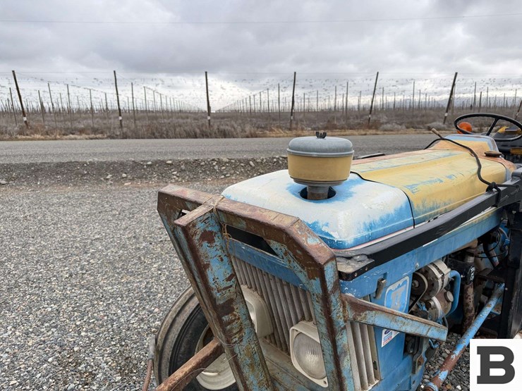 1989-ford-4610-image-10