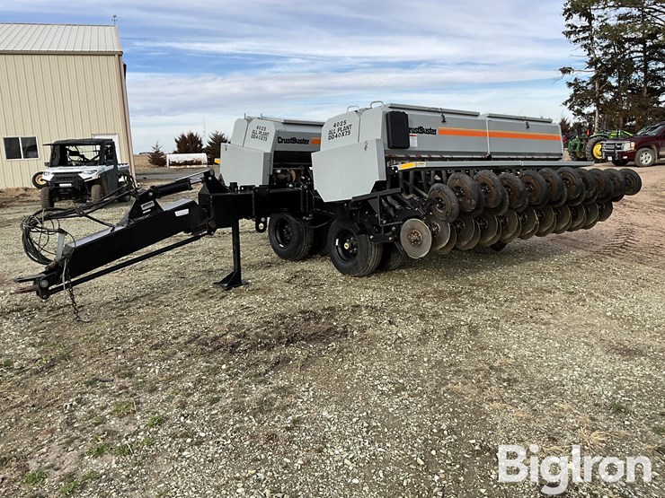 crust-buster-4025-image-1