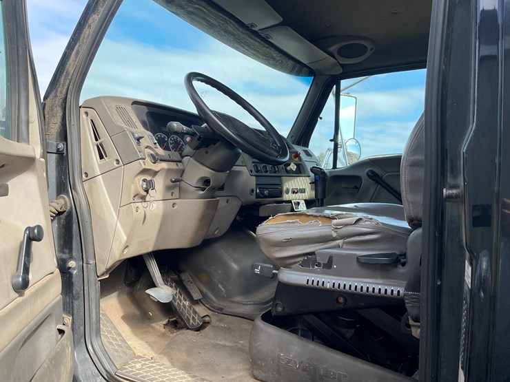 #1005-•-2003-sterling-log-truck-(has-wi-title)-(grantsburg,-wi)-image-47