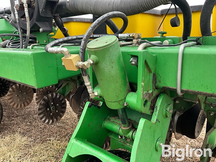 john-deere-1780-image-16