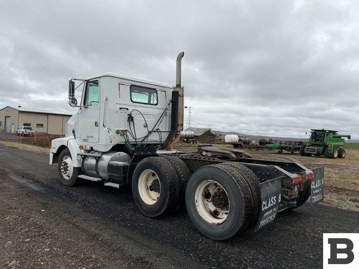 1998-volvo-wca-tractor-truck---reardan,-wa-image-4