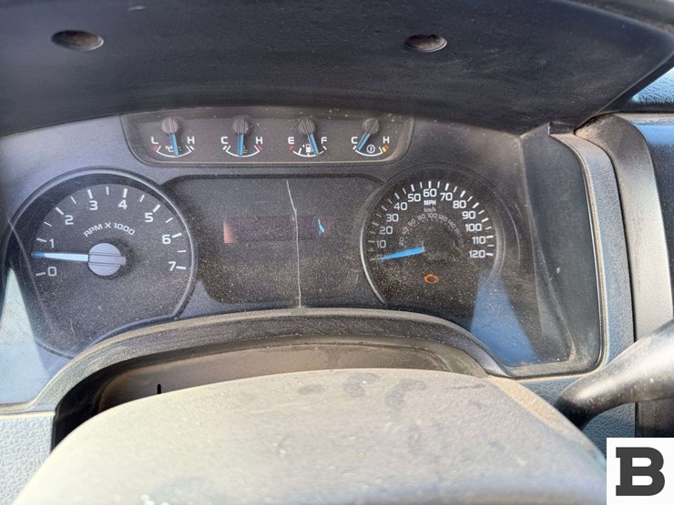 2014-ford-f150-image-32