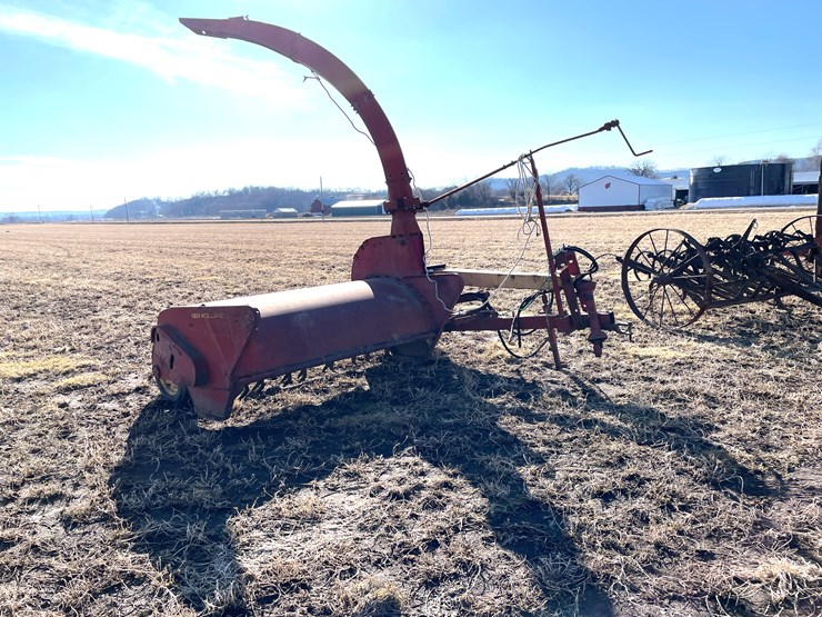 #3448-•-new-holland-chopper-image-1