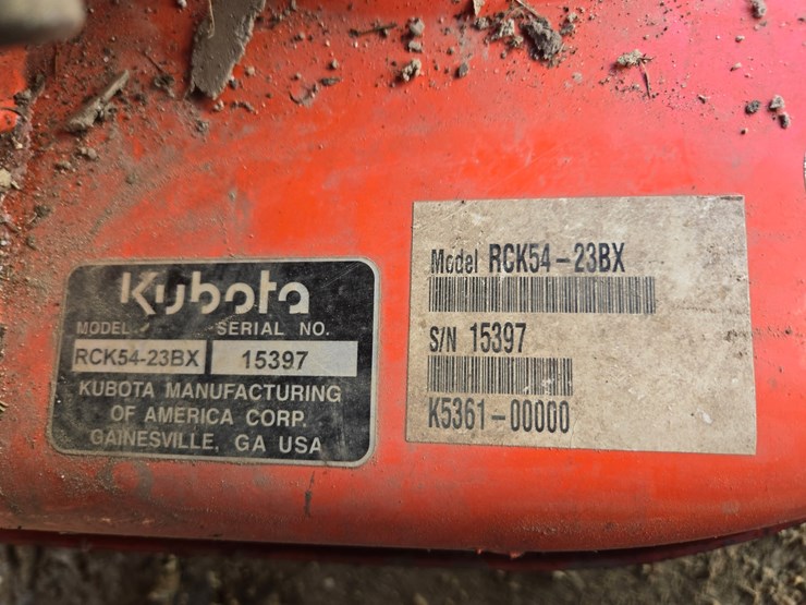 #3203-•-kubota-utility-tractor-image-6