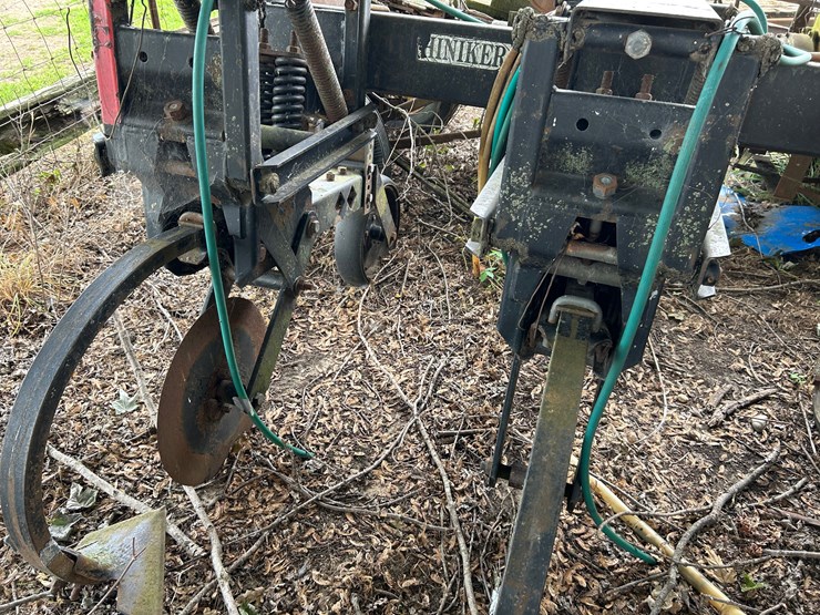 hiniker-econo-till-6-row-cultivator-image-1