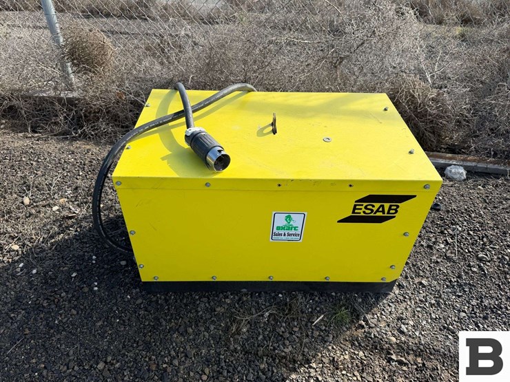 esab-lhd-300-um-welder---plymouth,-wa-image-1