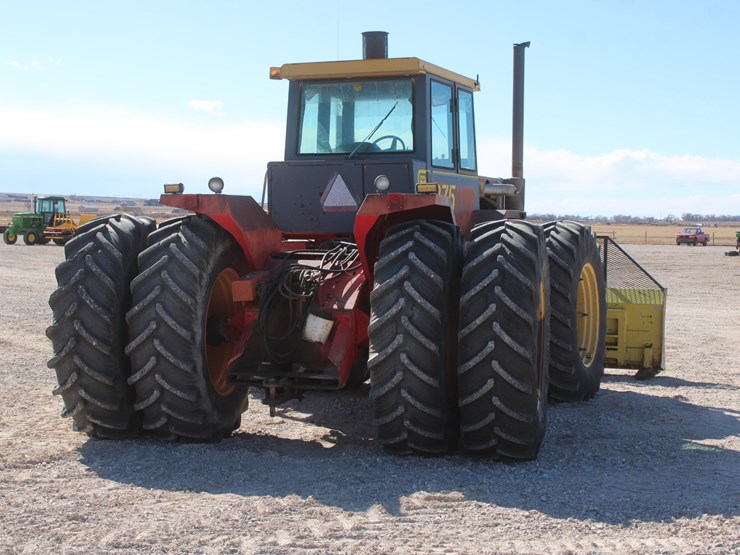 1980-versatile-875-image-7