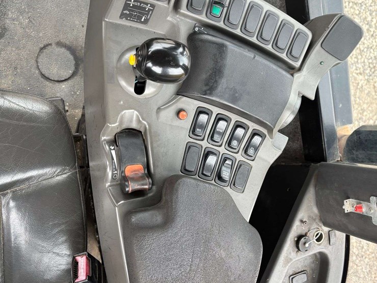 2012-ag-chem-tg7300-image-33